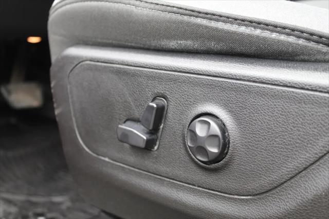 2019 Ram 1500 Big Horn/Lone Star Crew Cab 4x4 5'7" Box