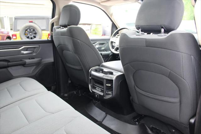 2019 Ram 1500 Big Horn/Lone Star Crew Cab 4x4 5'7" Box