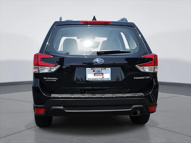 2021 Subaru Forester 2.5i