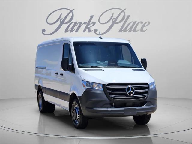 2026 Mercedes-Benz Sprinter 4500 Standard Roof 4-Cyl Diesel HO
