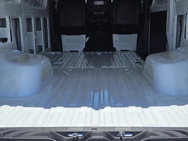 2026 Mercedes-Benz Sprinter 4500 Standard Roof 4-Cyl Diesel HO