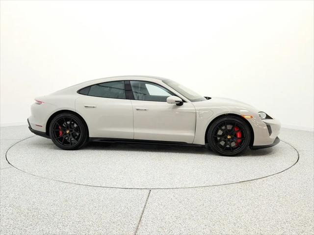 2024 Porsche Taycan GTS