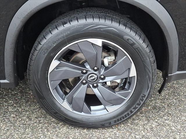 2025 Nissan Rogue SV FWD