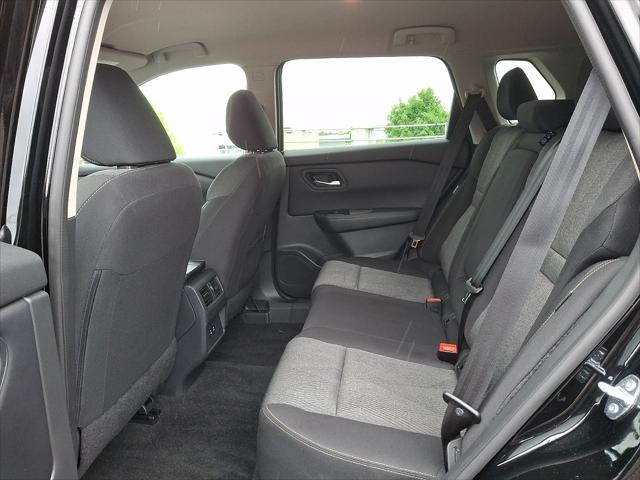 2025 Nissan Rogue SV FWD