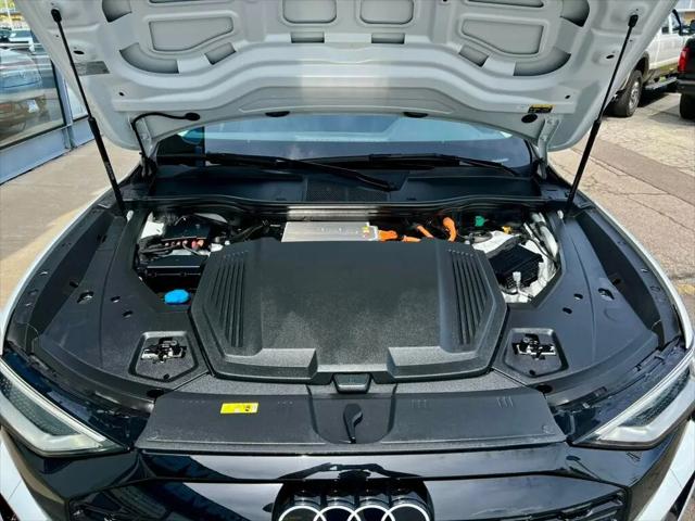 2024 Audi e-tron Premium Plus quattro