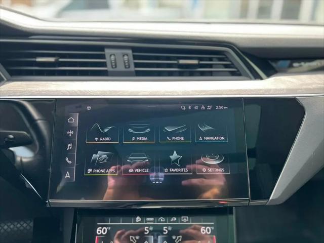 2024 Audi e-tron Premium Plus quattro