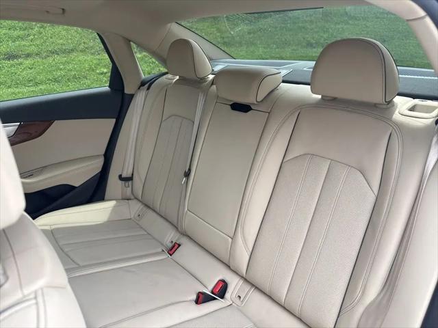2023 Audi A4 Premium Plus 40 TFSI quattro S tronic