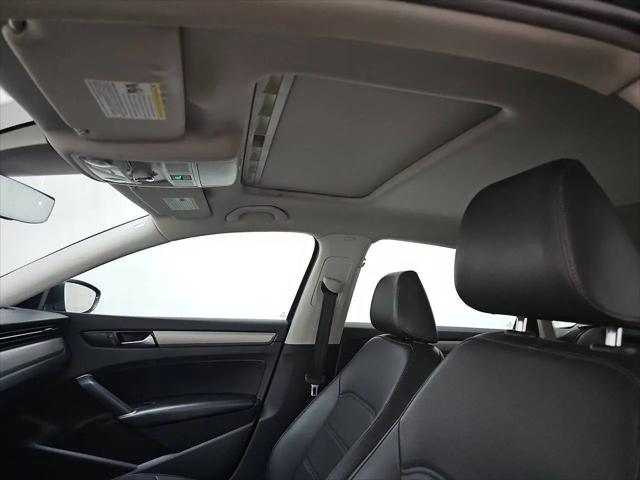 2022 Volkswagen Passat 2.0T SE