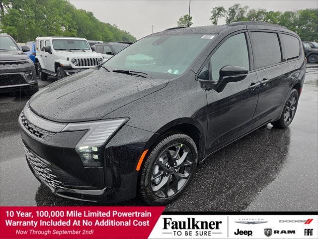 2027 Chrysler Pacifica Limited for sale in Mechanicsburg, PA