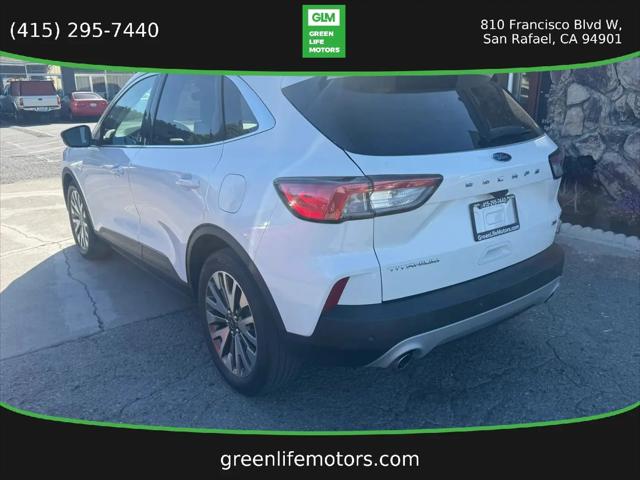 2022 Ford Escape Titanium Hybrid
