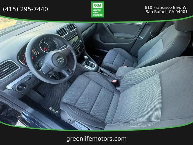 2013 Volkswagen Golf 2.5L 4-Door