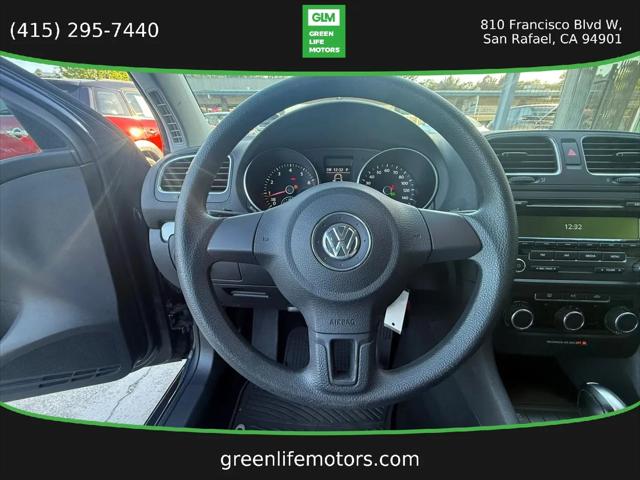 2013 Volkswagen Golf 2.5L 4-Door