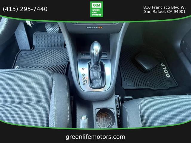 2013 Volkswagen Golf 2.5L 4-Door
