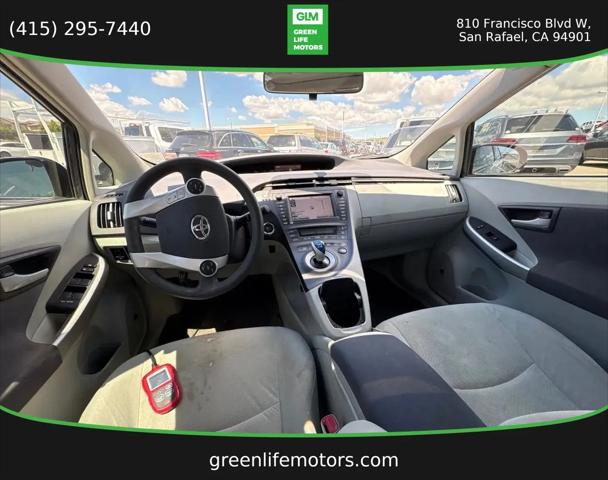 2010 Toyota Prius III