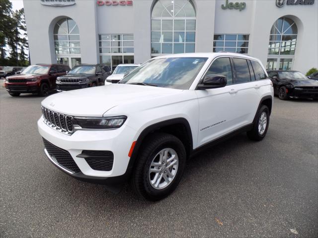 2023 Jeep Grand Cherokee Laredo 4x4