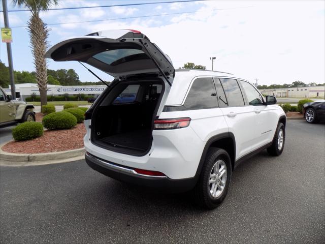 2023 Jeep Grand Cherokee Laredo 4x4