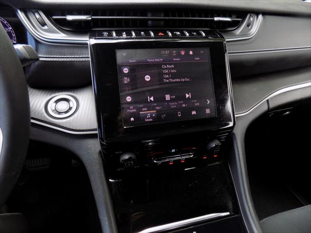 2023 Jeep Grand Cherokee Laredo 4x4