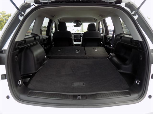 2023 Jeep Grand Cherokee Laredo 4x4