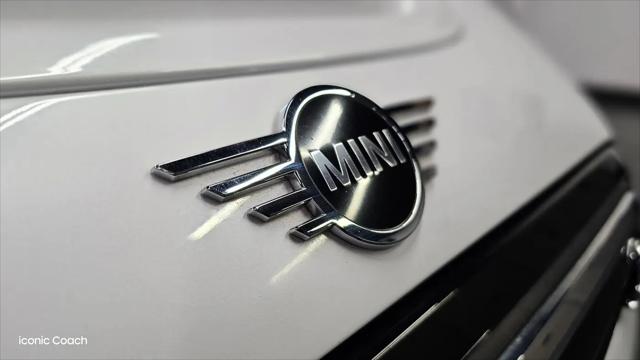 2024 MINI SE Hardtop Cooper