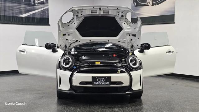 2024 MINI SE Hardtop Cooper