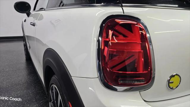 2024 MINI SE Hardtop Cooper