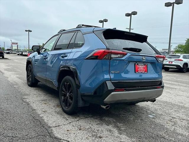 2025 Toyota RAV4 Hybrid SE