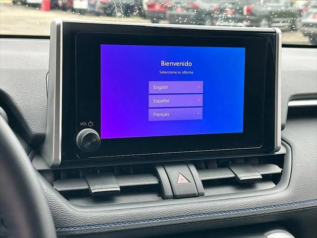2025 Toyota RAV4 Hybrid SE