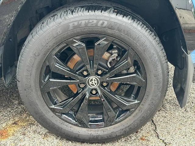 2025 Toyota RAV4 Hybrid SE
