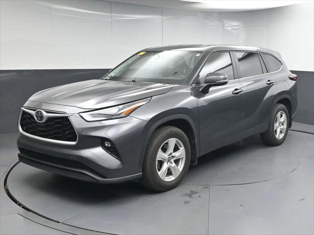 2024 Toyota Highlander LE