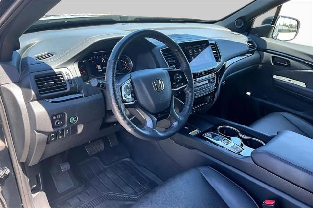 2025 Honda Passport AWD Black