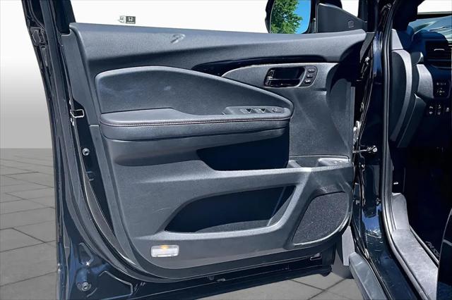 2025 Honda Passport AWD Black