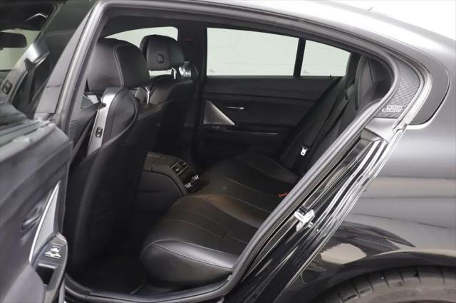 2014 BMW M6 Standard