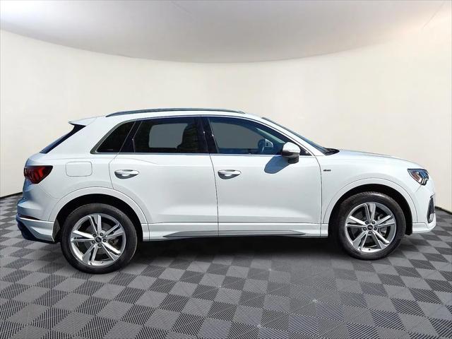 2023 Audi Q3 Premium 45 TFSI S line quattro Tiptronic