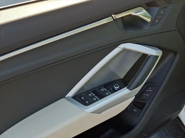 2023 Audi Q3 Premium 45 TFSI S line quattro Tiptronic