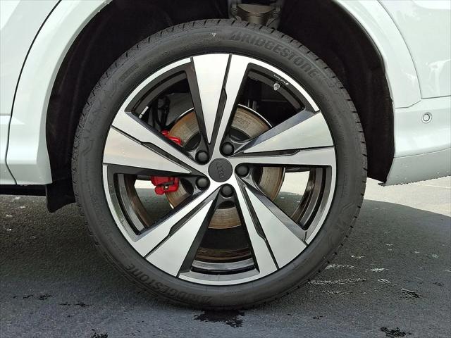 2026 Audi SQ5 Premium Plus TFSI quattro S tronic