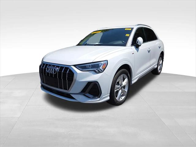 2022 Audi Q3 Premium Plus 45 TFSI S line quattro Tiptronic