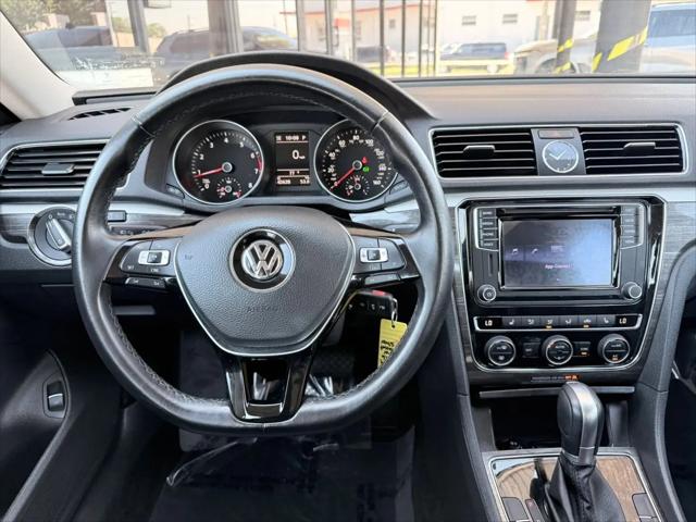 2016 Volkswagen Passat 1.8T SE
