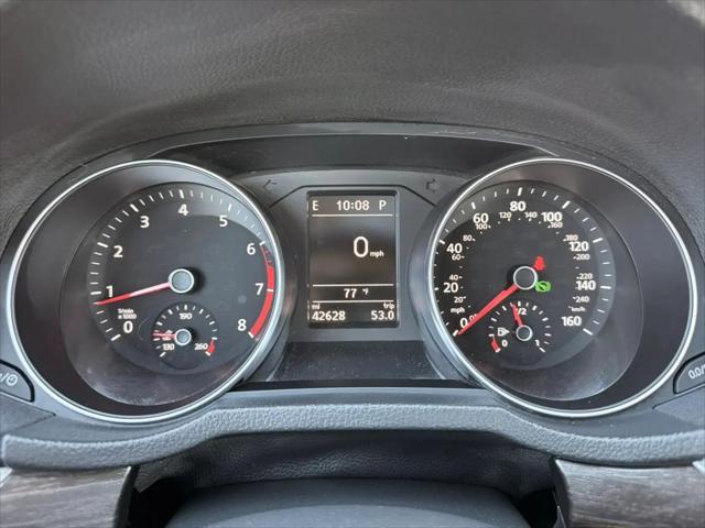 2016 Volkswagen Passat 1.8T SE