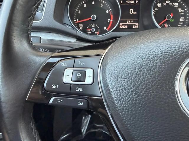 2016 Volkswagen Passat 1.8T SE