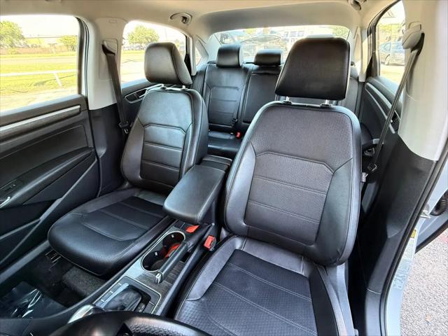 2016 Volkswagen Passat 1.8T SE