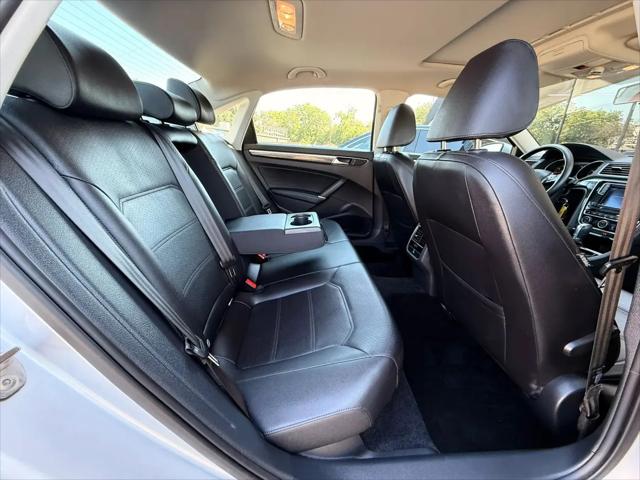 2016 Volkswagen Passat 1.8T SE