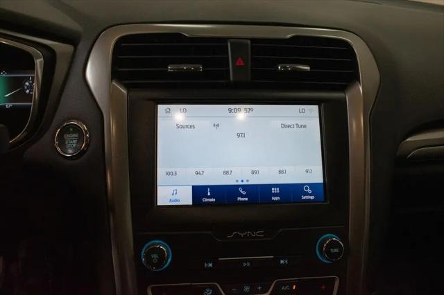 2020 Ford Fusion SE