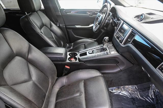 2015 Porsche Macan S