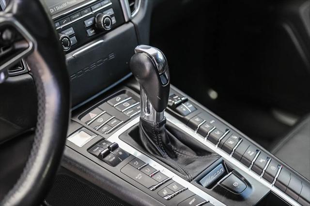 2015 Porsche Macan S