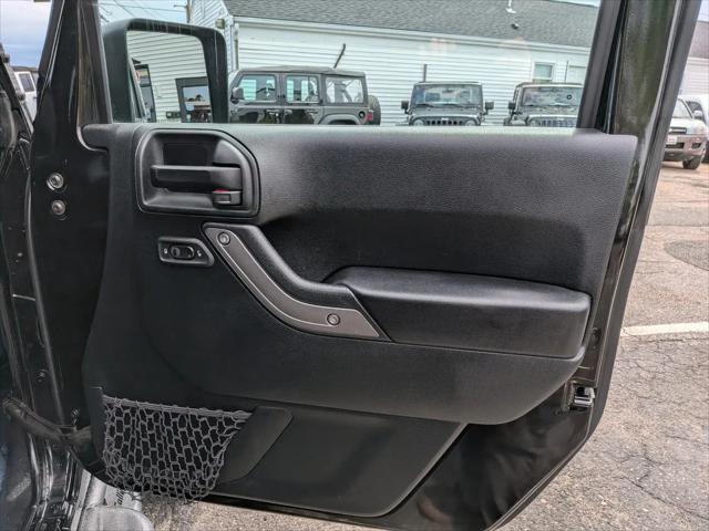 2017 Jeep Wrangler Unlimited Willy Wheeler 4x4