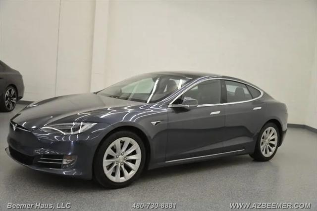 2016 Tesla Model S 90D