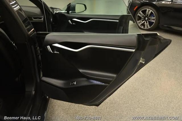 2016 Tesla Model S 90D