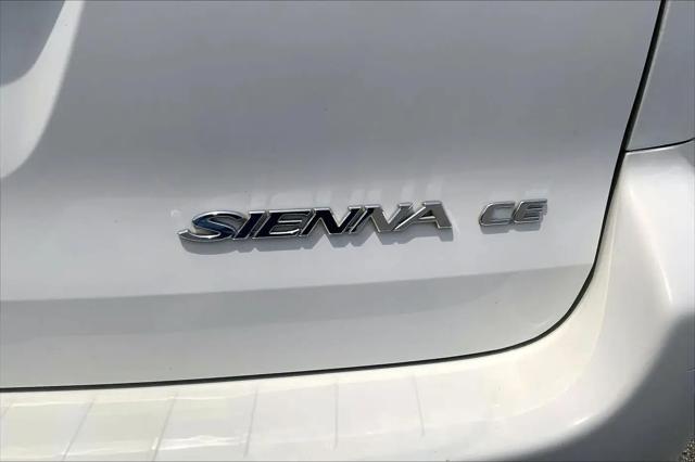 2006 Toyota Sienna CE