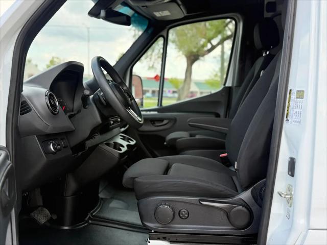 2019 Mercedes-Benz Sprinter 3500 High Roof V6