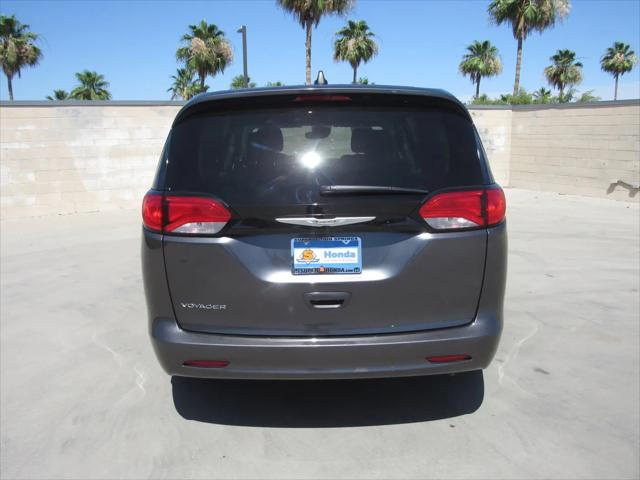 2023 Chrysler Voyager LX